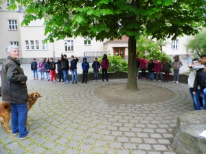 Hundebesuch in der Hüttmannschule